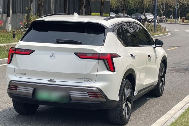Used Mitsubishi AIRTREK 2022 Hardcore Edition Exterior 3