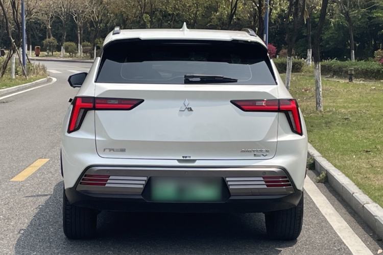 Used Mitsubishi AIRTREK 2022 Hardcore Edition Exterior 4