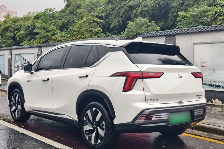 Used Mitsubishi AIRTREK 2022 Pioneer Edition Exterior 4