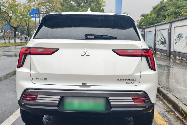 Used Mitsubishi AIRTREK 2022 Pioneer Edition Exterior 5