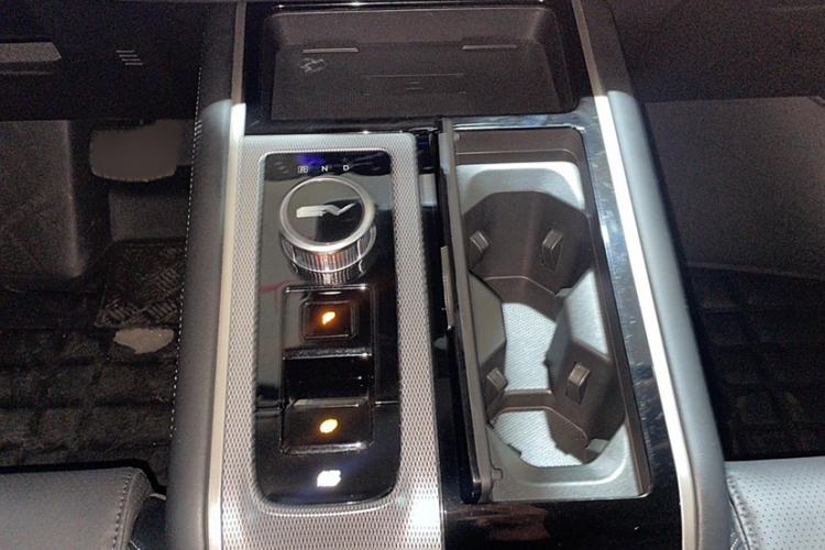 Used Mitsubishi AIRTREK 2022 Hardcore Edition Interior 3