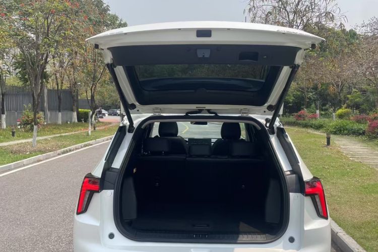 Used Mitsubishi AIRTREK 2022 Hardcore Edition Interior 8