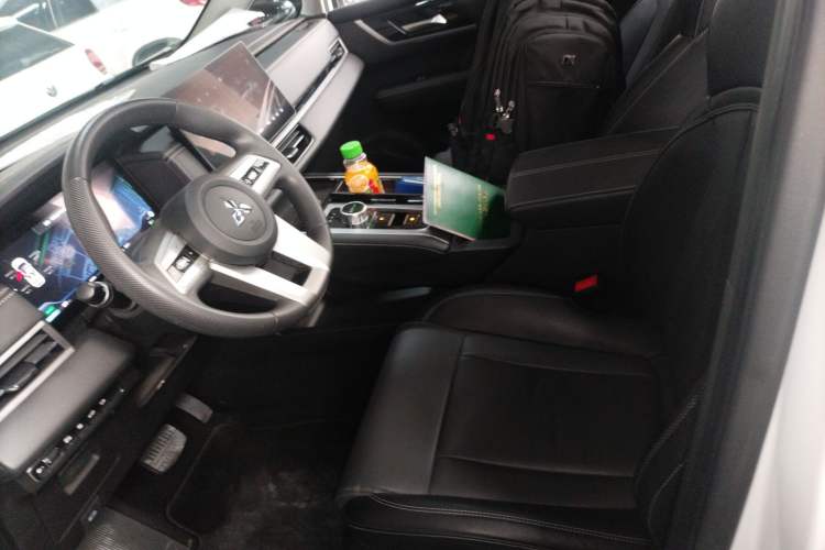 Used Mitsubishi AIRTREK 2022 Hardcore Edition Left Front Seat