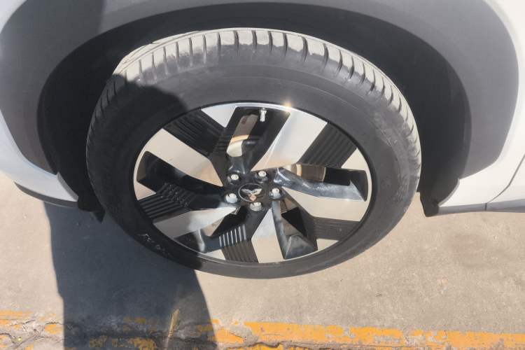 Used Mitsubishi AIRTREK 2022 Hardcore Edition Left Front Wheel Hub