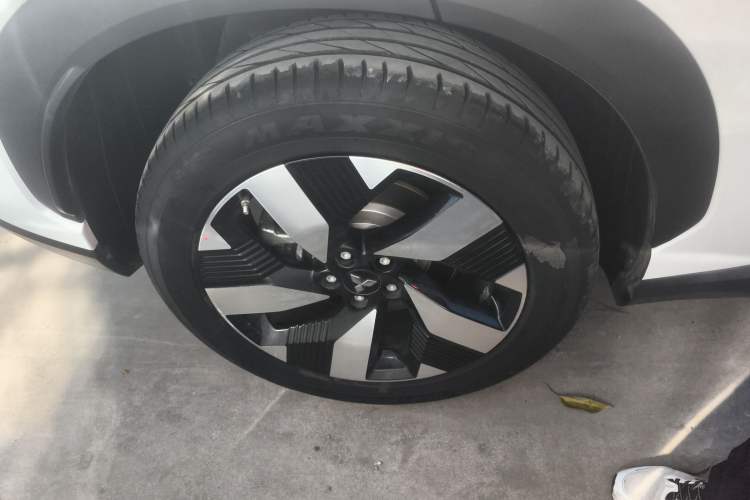 Used Mitsubishi AIRTREK 2022 Hardcore Edition Right Rear Wheel Hub