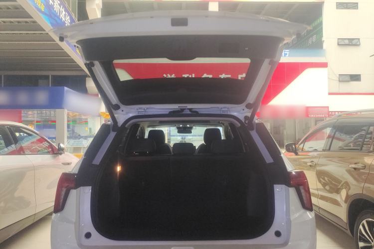 Used Mitsubishi AIRTREK 2022 Hardcore Edition Trunk