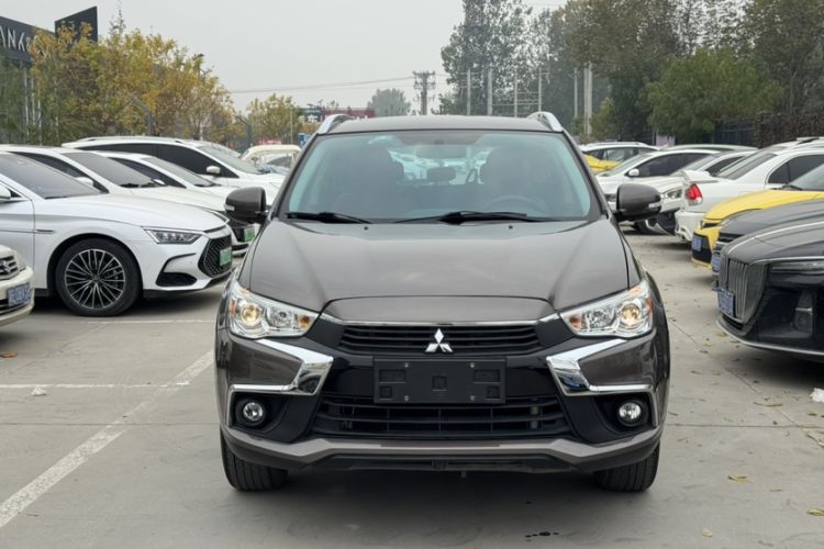 Used Mitsubishi ASX 2018 1.6L Manual Two-Wheel Drive Fashion Edition Exterior 1