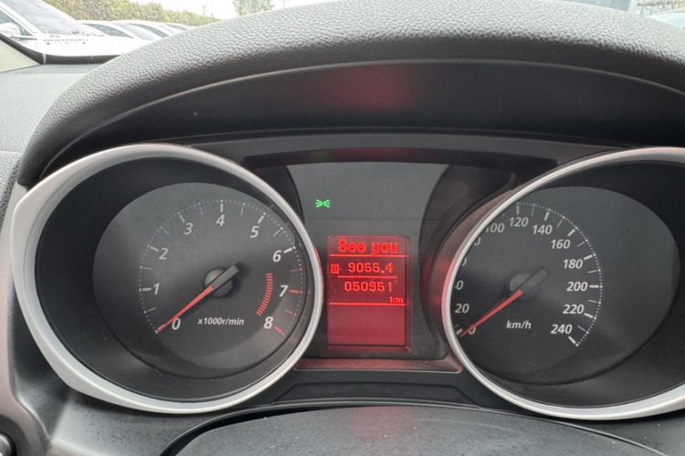 Used Mitsubishi ASX 2018 1.6L Manual Two-Wheel Drive Fashion Edition Odometer Close Up