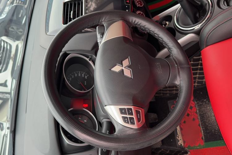 Used Mitsubishi ASX 2018 1.6L Manual Two-Wheel Drive Fashion Edition Steering Wheel