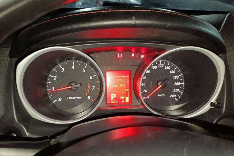 Used Mitsubishi ASX 2013 2.0L CVT Two-Wheel Drive Elite Edition Instrument Cluster