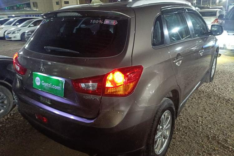Used Mitsubishi ASX 2013 2.0L CVT Two-Wheel Drive Elite Edition Rear Right 45 Deg