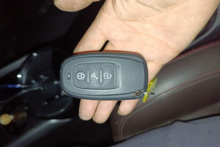 Used Mitsubishi ASX 2013 2.0L CVT Two-Wheel Drive Elite Edition Vehicle Key