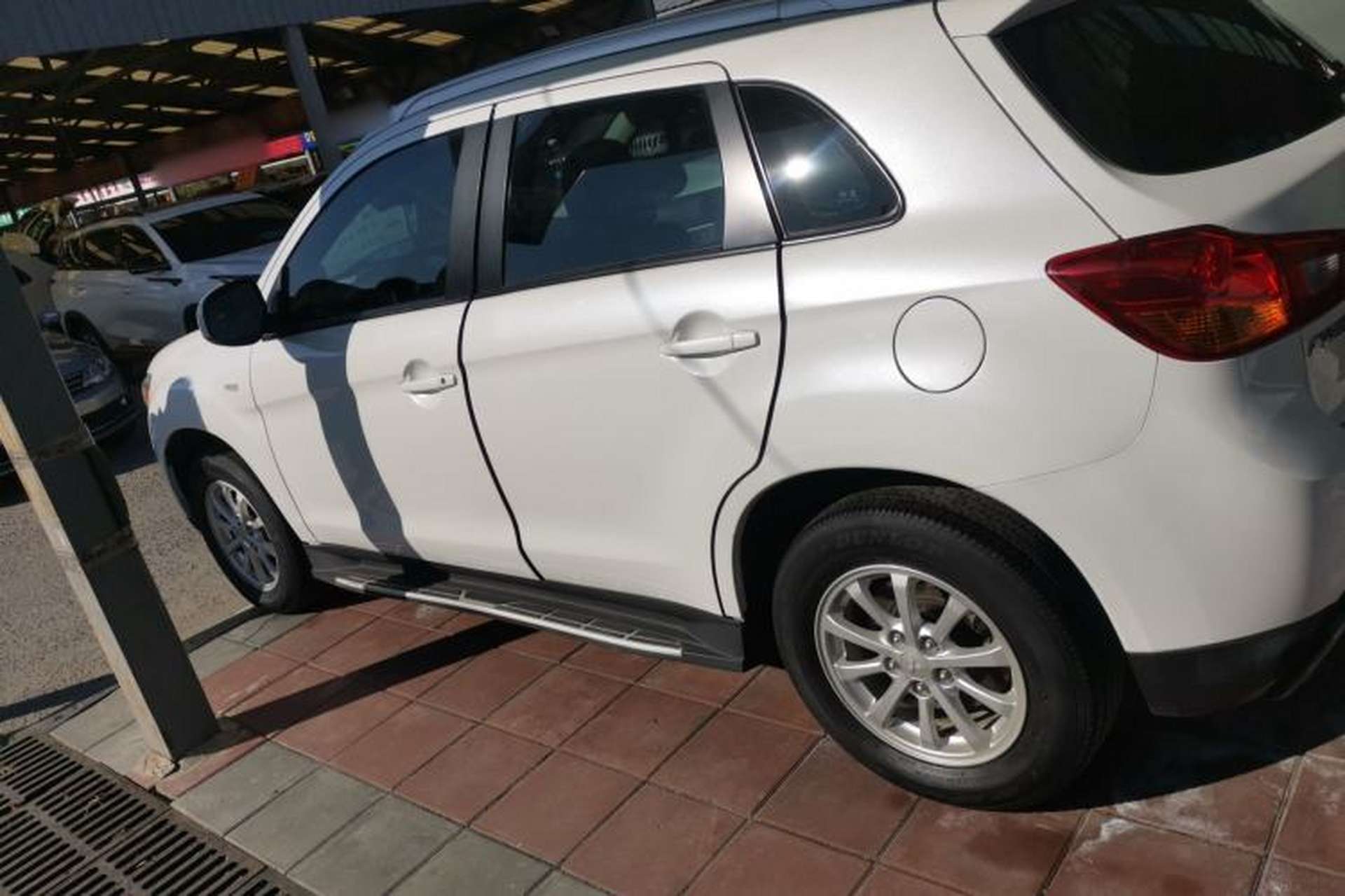 Used Mitsubishi ASX 2013 2.0L CVT Two-Wheel Drive Elite Edition Exterior 3