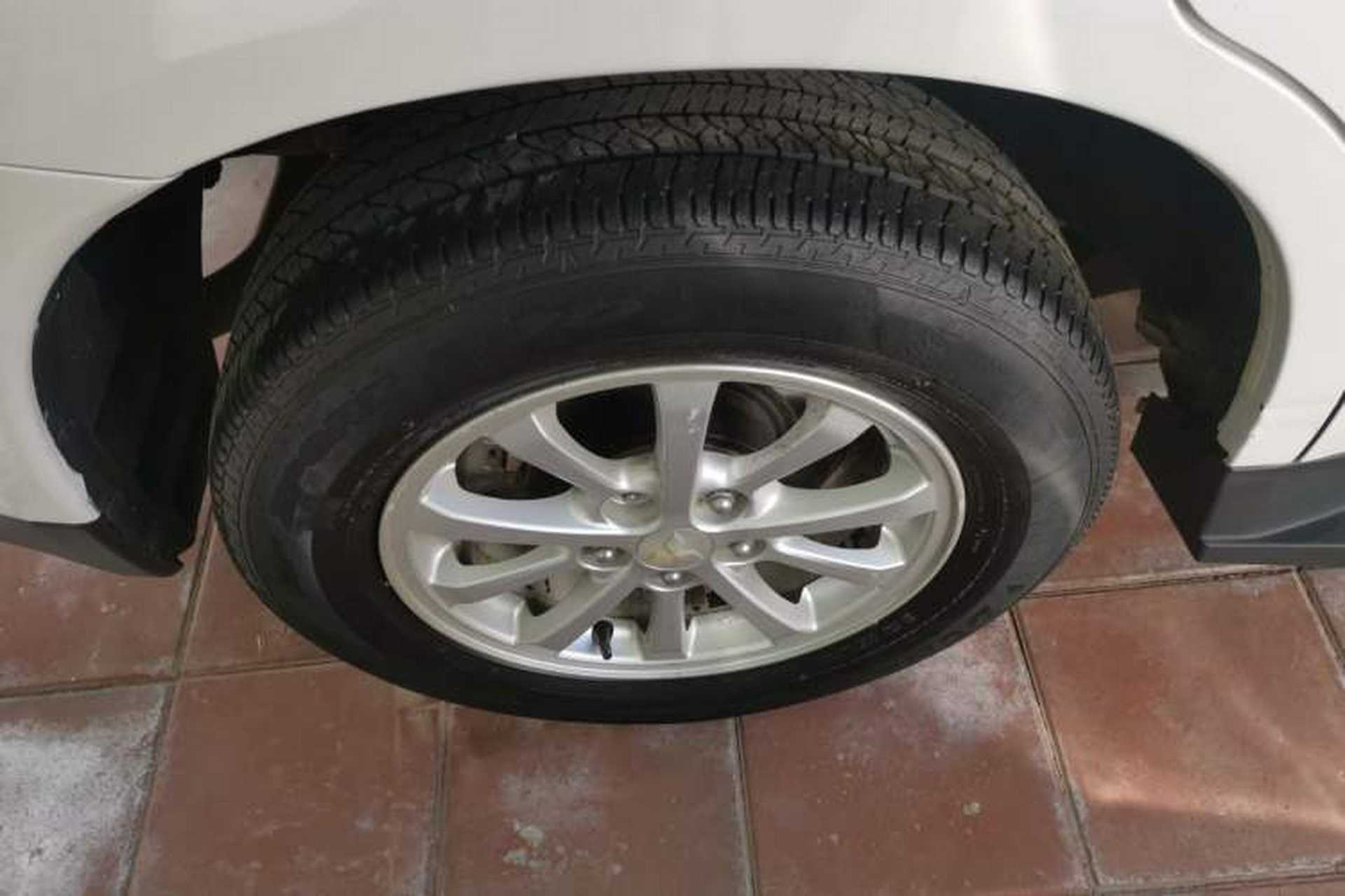Used Mitsubishi ASX 2013 2.0L CVT Two-Wheel Drive Elite Edition Exterior 8