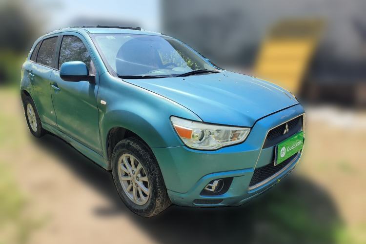 Used Mitsubishi ASX 2011 2.0 Front-Wheel-Drive Xuan Yue Version Front Right 45 Deg