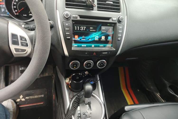 Used Mitsubishi ASX 2011 2.0 Front-Wheel-Drive Xuan Dong Edition Audio And AC Panel