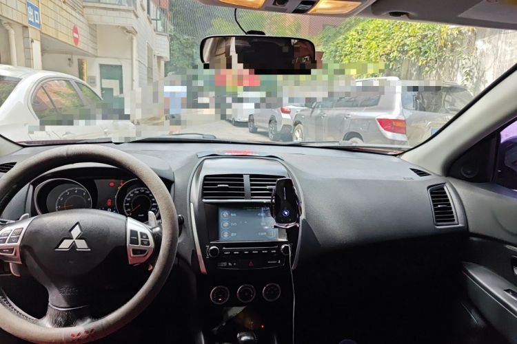 Used Mitsubishi ASX 2011 2.0 L Two-Wheel Drive XuanYi Version Headliner