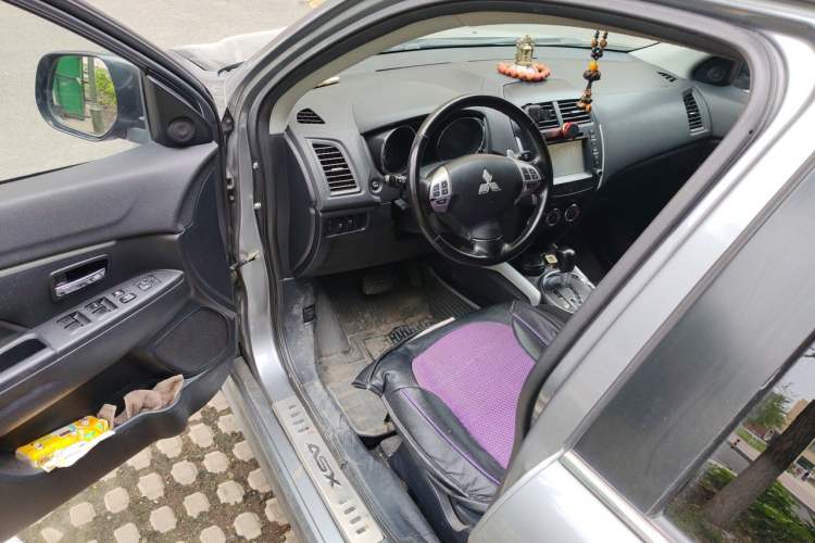 Used Mitsubishi ASX 2011 2.0 4x4 JingShang Edition Driver Seat