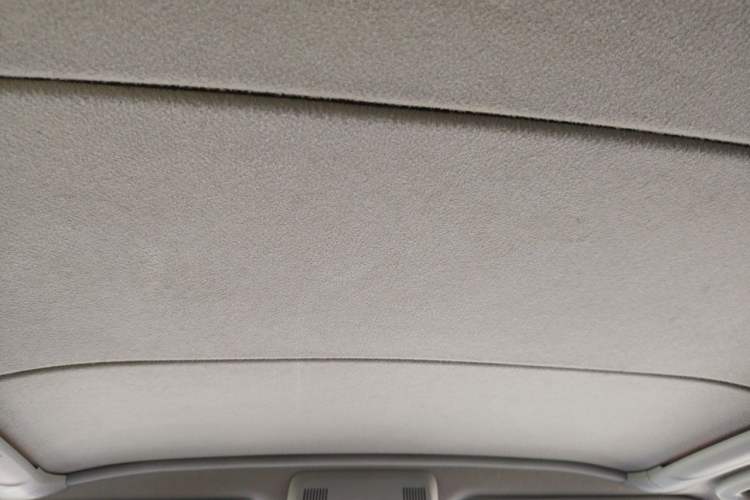 Used Mitsubishi ASX 2011 2.0 4x4 JingShang Edition Headliner