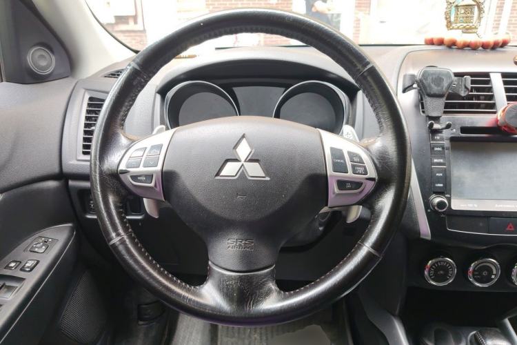 Used Mitsubishi ASX 2011 2.0 4x4 JingShang Edition Steering Wheel