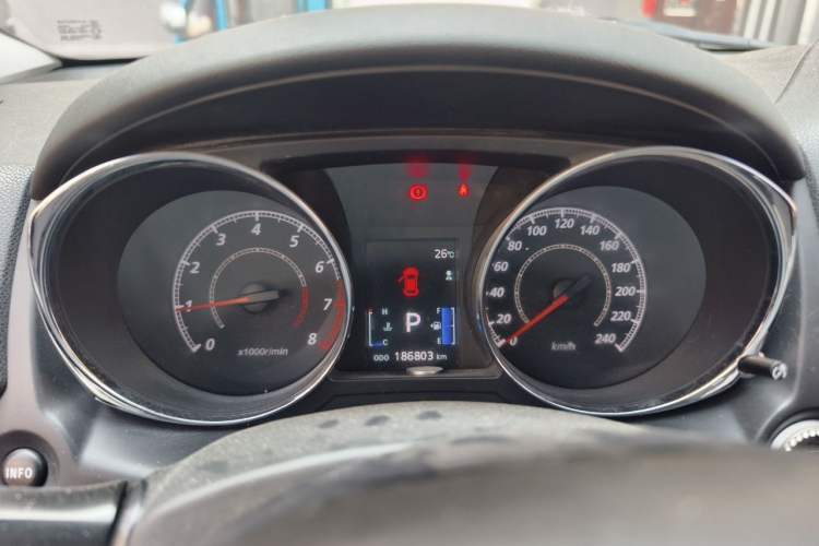 Used Mitsubishi ASX 2011 2.0 L Two-Wheel Drive XuanYi Version Instrument Cluster