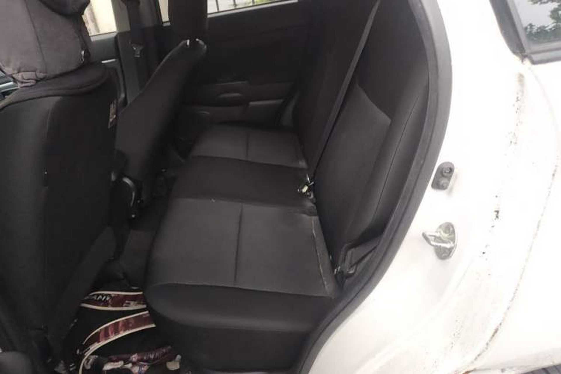 Used Mitsubishi ASX 2011 2.0 Front-Wheel-Drive Xuan Yue Version Left Rear Seat
