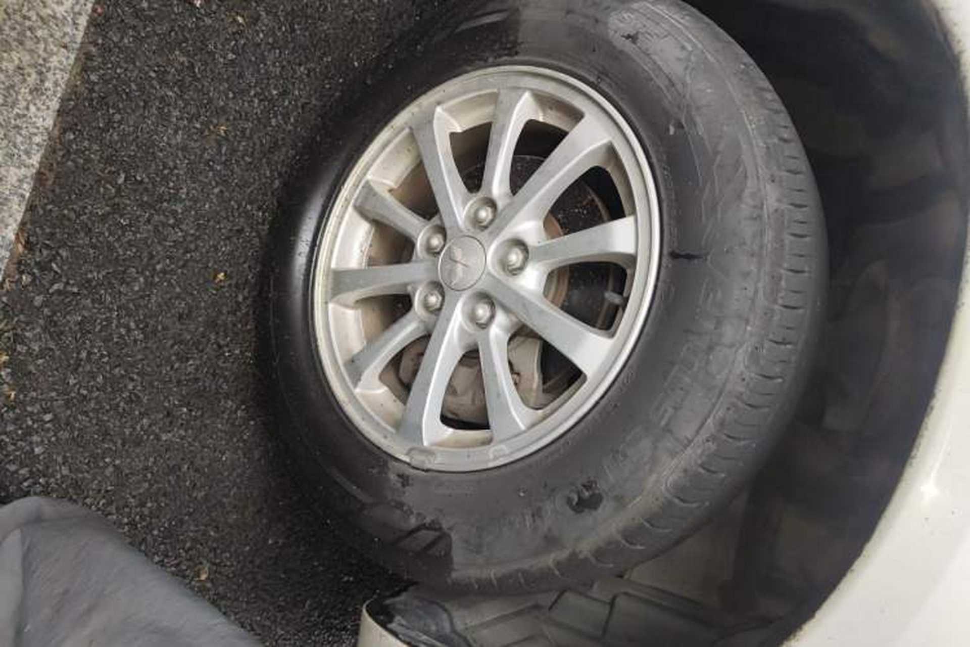 Used Mitsubishi ASX 2011 2.0 Front-Wheel-Drive Xuan Yue Version Right Front Wheel Hub