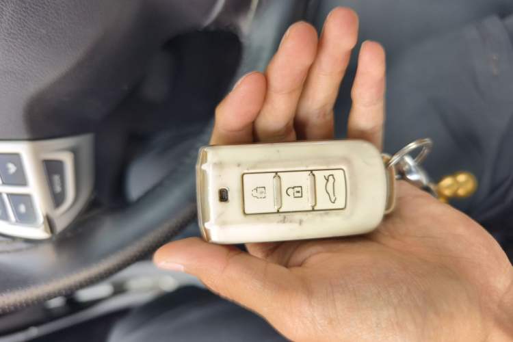 Used Mitsubishi ASX 2011 2.0 L Two-Wheel Drive XuanYi Version Vehicle Key