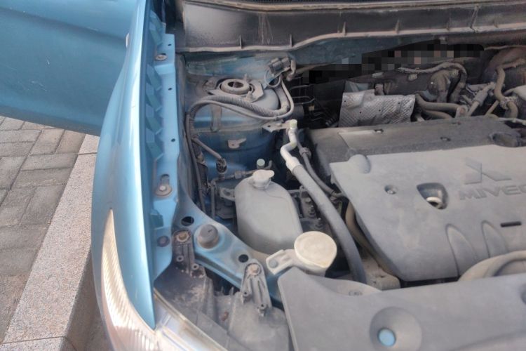 Used Mitsubishi ASX 2012 2.0 LUXURY Two-Wheel Drive with Navigation Engine Bay Right