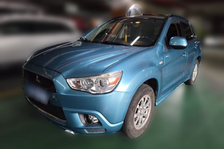 Used Mitsubishi ASX 2012 2.0 LUXURY Two-Wheel Drive with Navigation Guazi used car, China used car export, Used car for sale, Used cars, Cheapest cars for sale