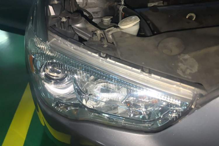 Used Mitsubishi ASX 2012 2.0 LUXURY Two-Wheel Drive with Navigation Right Front Headlight