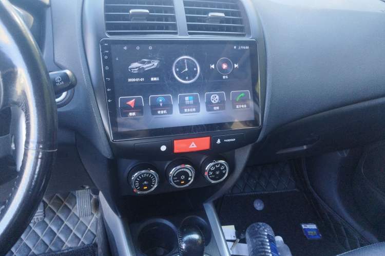 Used Mitsubishi ASX 2012 2.0 LUXURY Two-Wheel Drive with Navigation Audio And AC Panel