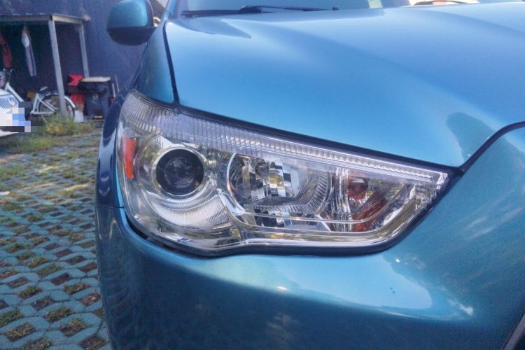 Used Mitsubishi ASX 2012 2.0 LUXURY Two-Wheel Drive with Navigation Right Front Headlight