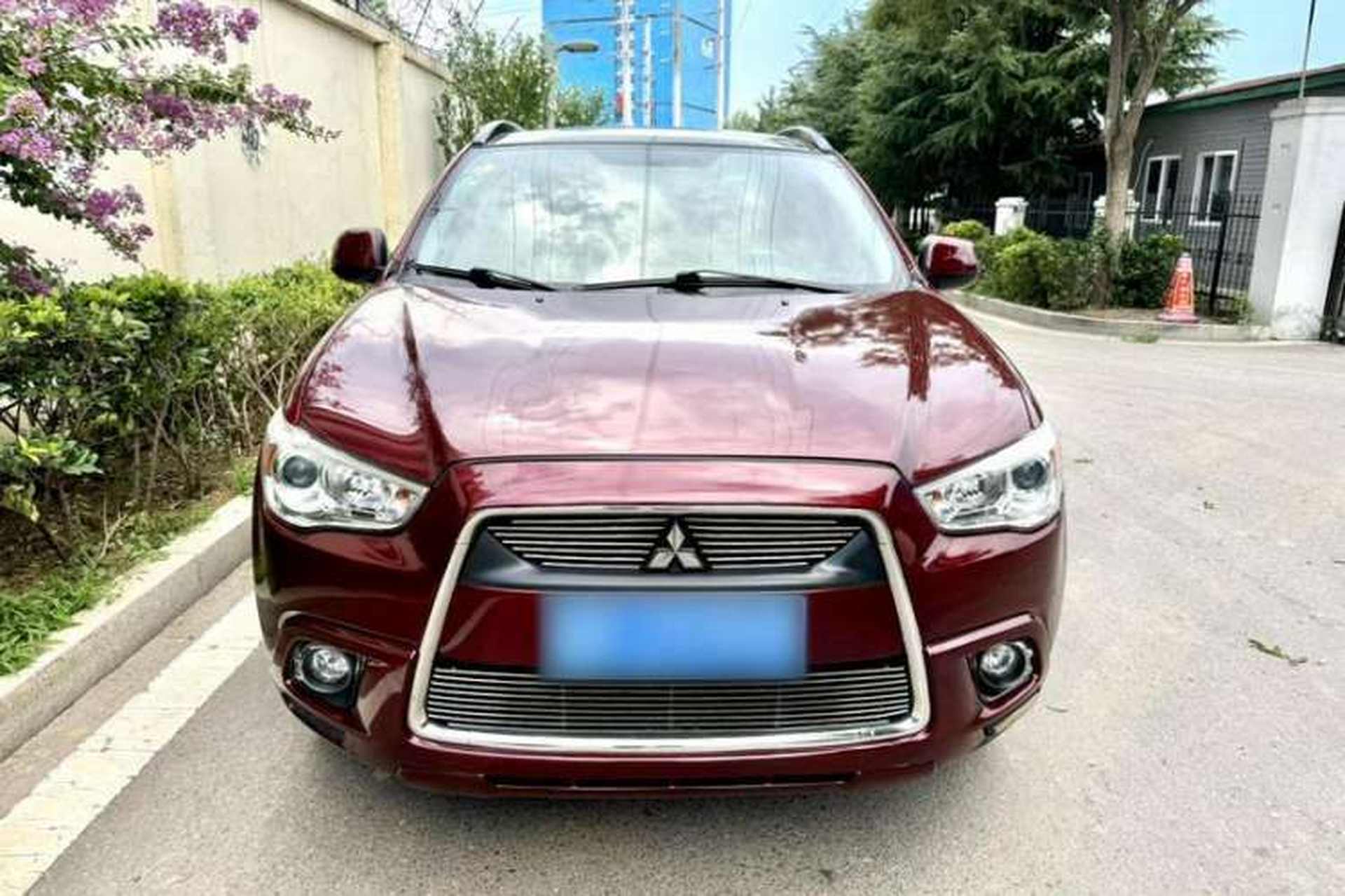 Used Mitsubishi ASX 2012 2.0 LUXURY Two-Wheel Drive with Navigation Exterior 1