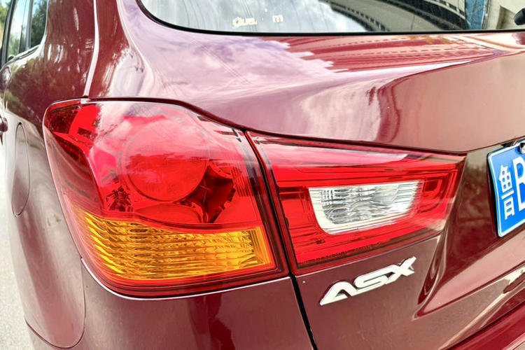 Used Mitsubishi ASX 2012 2.0 LUXURY Two-Wheel Drive with Navigation Exterior 11