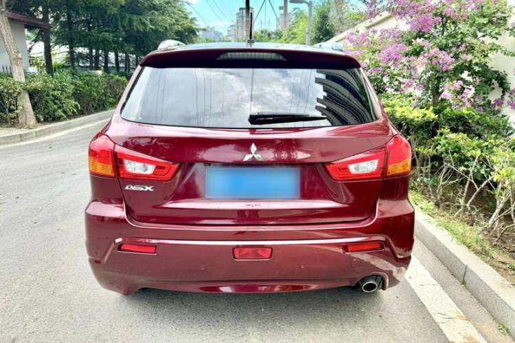 Used Mitsubishi ASX 2012 2.0 LUXURY Two-Wheel Drive with Navigation Exterior 6