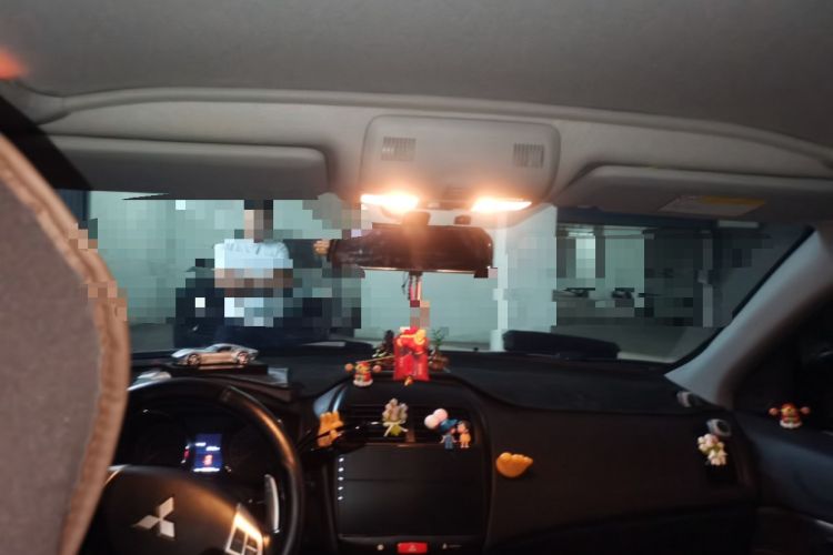 Used Mitsubishi ASX 2012 2.0 LUXURY Two-Wheel Drive with Navigation Headliner