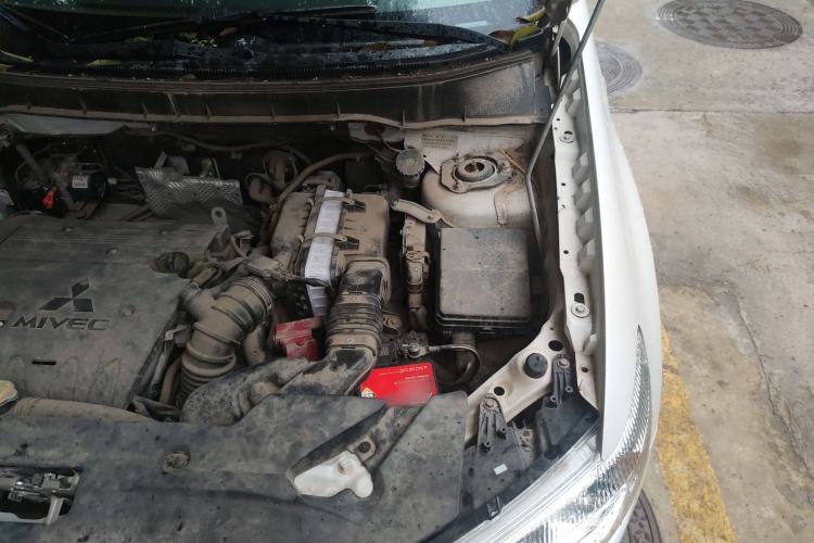 Used Mitsubishi ASX 2012 2.0 4x4 JingShang Navigation Edition Engine Bay Left