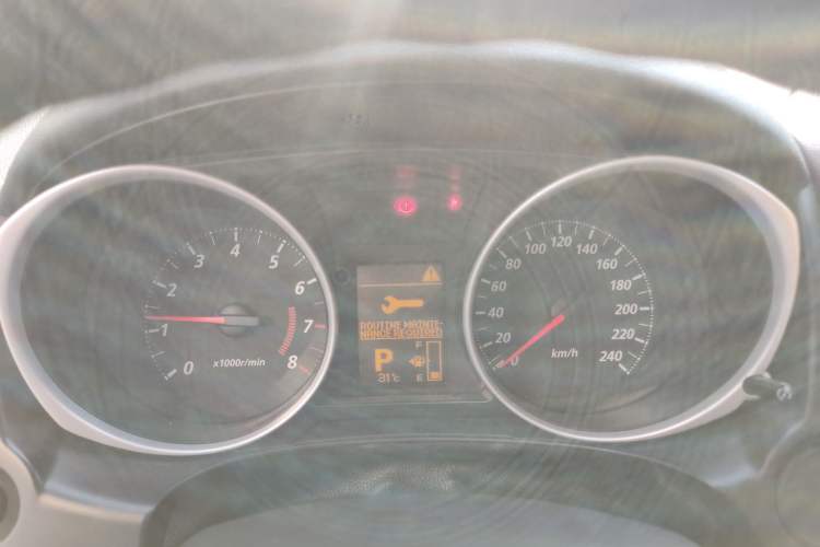 Used Mitsubishi ASX 2012 2.0 Front-Wheel-Drive Xuan Yue Navigation Edition Instrument Cluster