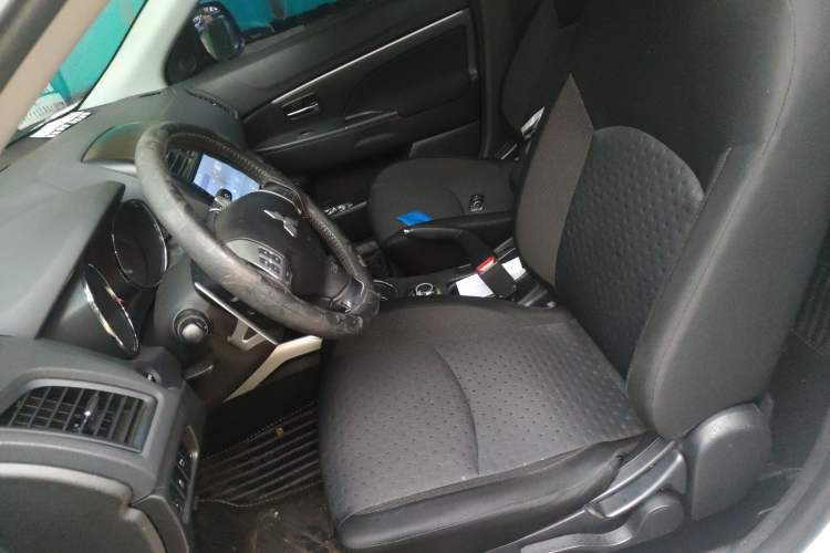 Used Mitsubishi ASX 2012 2.0 4x4 JingShang Navigation Edition Left Front Seat