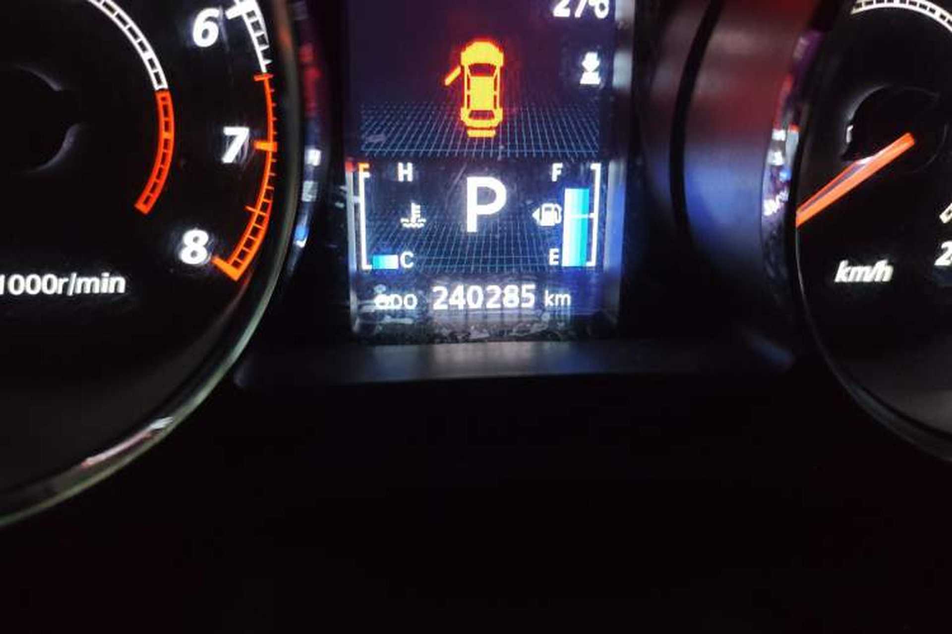 Used Mitsubishi ASX 2012 2.0 4x4 JingShang Navigation Edition Odometer Close Up