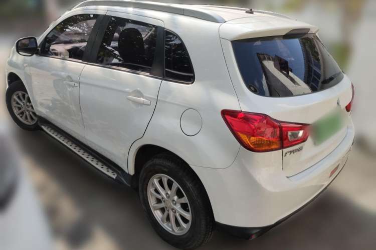 Used Mitsubishi ASX 2012 2.0 Front-Wheel-Drive Xuan Yue Navigation Edition Rear Left 45 Deg