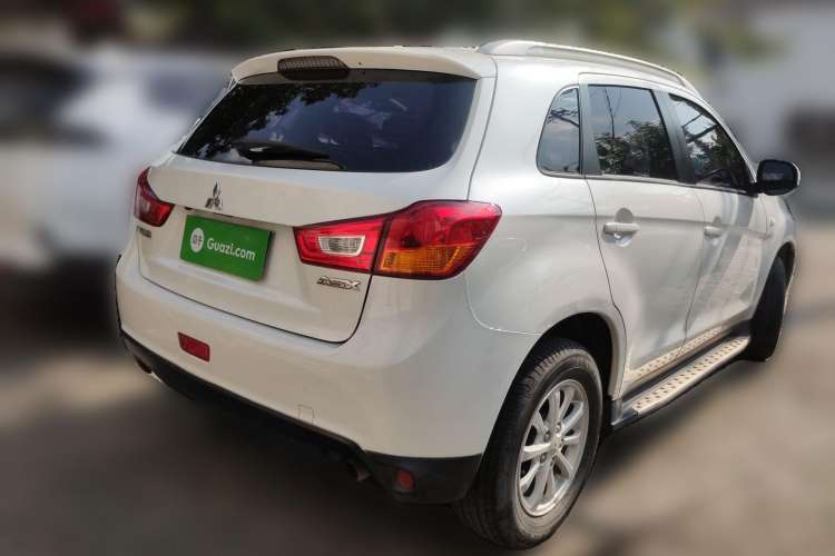 Used Mitsubishi ASX 2012 2.0 Front-Wheel-Drive Xuan Yue Navigation Edition Rear Right 45 Deg