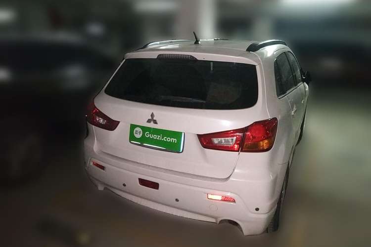 Used Mitsubishi ASX 2012 2.0 LUXURY Two-Wheel Drive with Navigation Rear Right 45 Deg