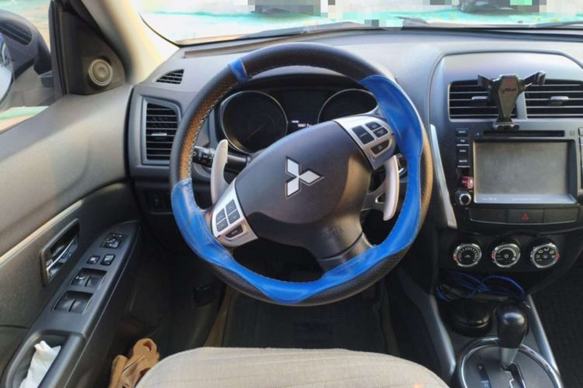 Used Mitsubishi ASX 2012 2.0 LUXURY Two-Wheel Drive with Navigation Steering Wheel
