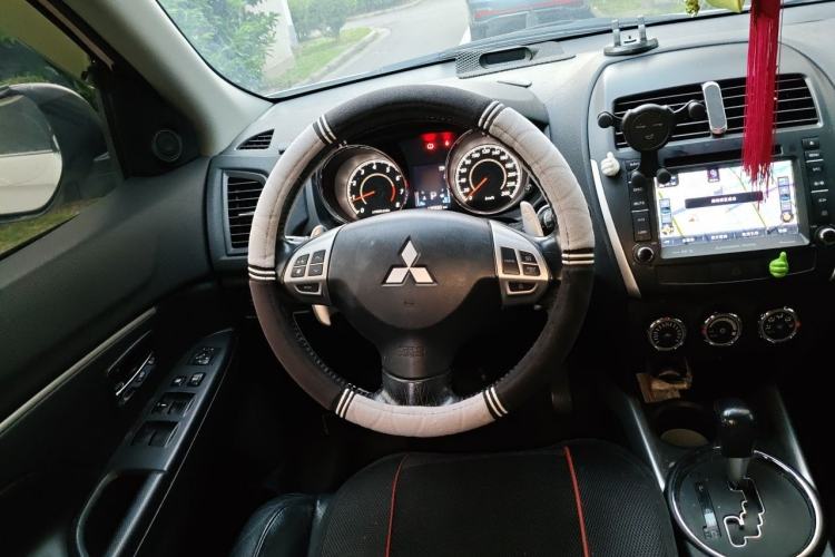 Used Mitsubishi ASX 2012 2.0 LUXURY Two-Wheel Drive with Navigation Steering Wheel