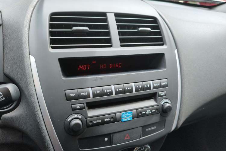 Used Mitsubishi ASX 2013 2.0L Manual Two-Wheel Drive Comfort Edition Audio And AC Panel