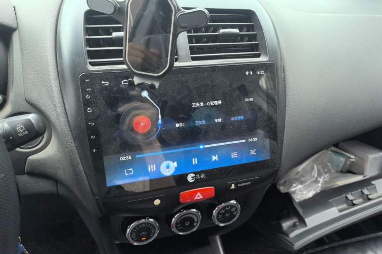 Used Mitsubishi ASX 2013 2.0L Manual Two-Wheel Drive Comfort Edition Audio And AC Panel