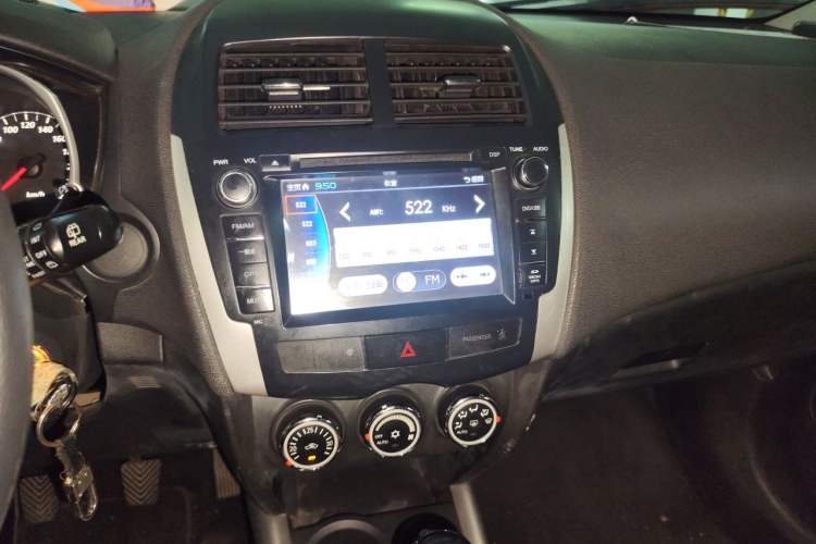 Used Mitsubishi ASX 2013 2.0L Manual Two-Wheel Drive Comfort Edition Audio And AC Panel
