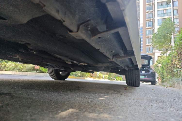 Used Mitsubishi ASX 2013 2.0L CVT Four-Wheel Drive Premium Edition Chassis Front Left
